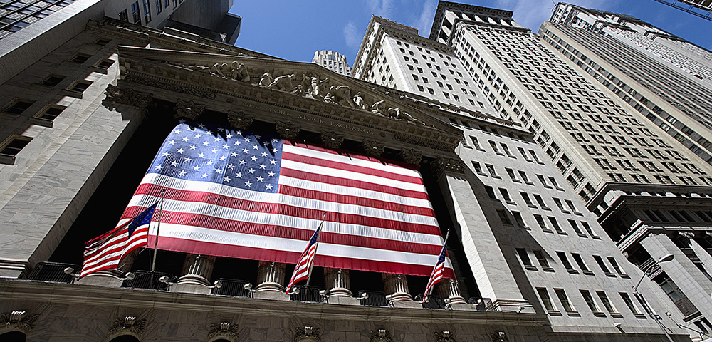 <p>Key Questions: Is the U.S. Going to War with Iran? What Should Investors Do?</p>

